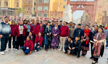 चिल्ड्रन ऑफ द स्टेट दर्जा प्राप्त बच्चों ने  भ्रमण के  दूसरे दिन गोल्डन टेंपल में माथा टेका