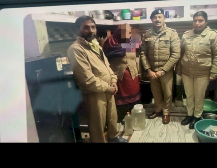 पांवटा में पुलिस ने 18 लीटर नाजायज शराब पकड़ी, महिला समेत आरोपी धरे