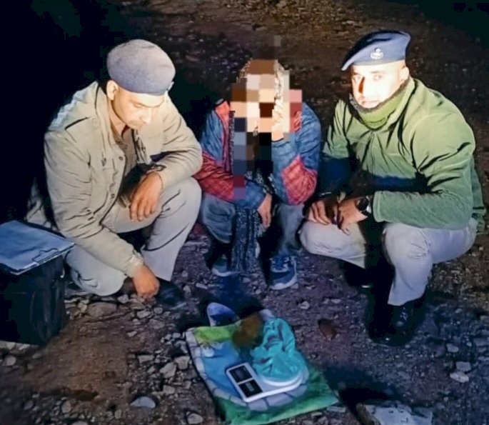 पुलिस ने पकड़ी 234 ग्राम चरस, आरोपी धरा