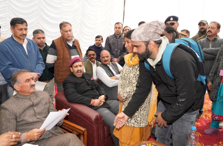 कांगड़ा जिले का विकास राज्य सरकार की प्राथमिकताः मुख्यमंत्री