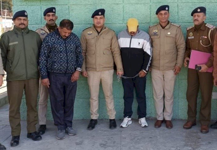 सोलन में सनसनीखेज मर्डर , सर धड़ से किया अलग,जंगल मे छुपाया,पुलिस ने आरोपी लिए हिरासत में....