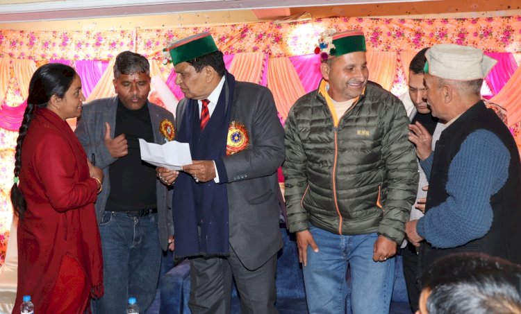 राष्ट्रपिता महात्मा गांधी के आदर्शों को जीवन में अपनाना ही उन्हें सच्ची श्रद्धाजंलि - डॉ. शांडिल