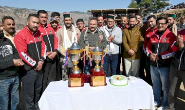 रोहित ठाकुर ने सुंडली में की क्रिकेट प्रतियोगिता के समापन समारोह की अध्यक्षता