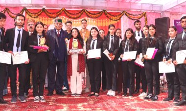 सरकार शिक्षा और स्वास्थ्य क्षेत्र के आधारभूत संरचना को सुदृढ़ करने पर दे रही विशेष बल - डॉ. शांडिल