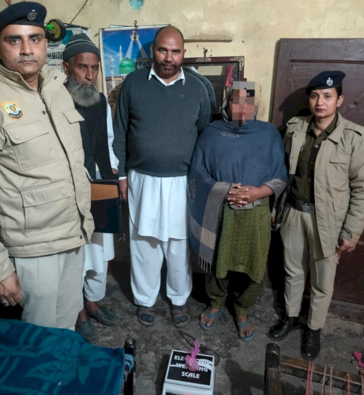 महिला से पकड़ा 40 ग्राम चिट्टा, पुलिस ने लिया हिरासत में