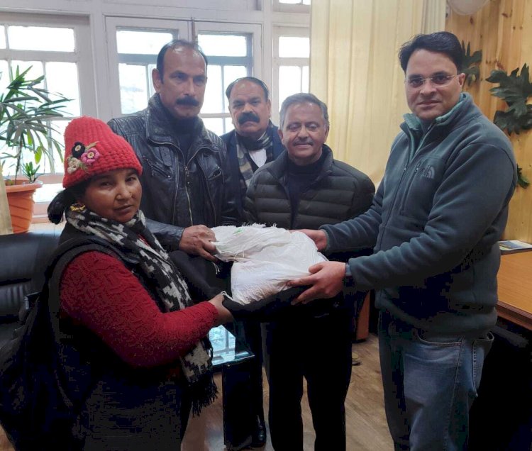 पीड़ित मानवता तथा जरूरतमंदों की सेवा में स्वंयसेवी संस्थाओं की महत्वपूर्ण भूमिका