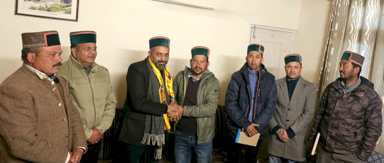 प्रदेश में कर्मचारी परेशान, युक्तिकरण की आड़ में कर्मचारियों की संख्या में कटौती : नंदा