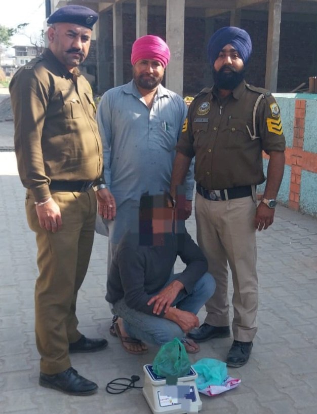 406 ग्राम चरस पकड़ी, आरोपी हिरासत में