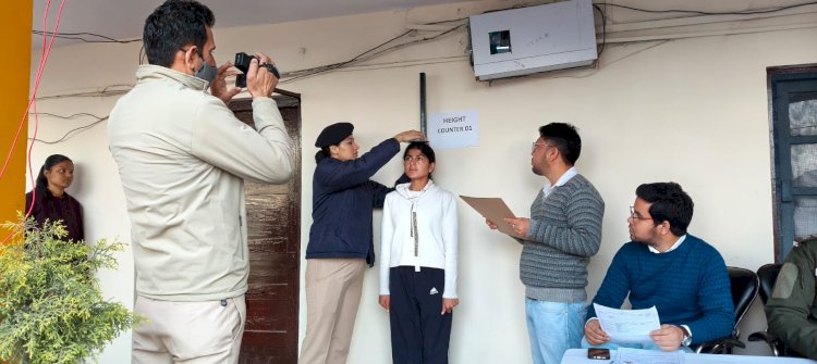 809 महिला अभ्यर्थीओं में से 214 ने शारीरिक प्रवीणता परीक्षा पास
