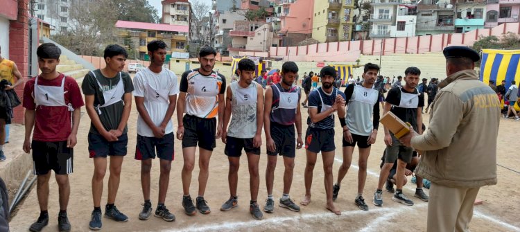 पुलिस भर्ती : पुरुष वर्ग में शारीरिक परीक्षा में 242 अभ्यर्थी सफल, 696 हुए असफल