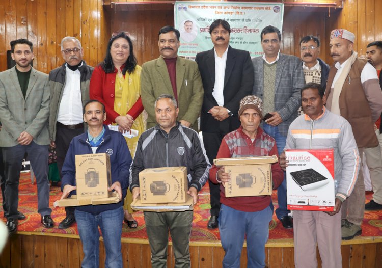 कांगड़ा जिला में श्रमिकों, कामगारों के कल्याण पर व्यय हुए 425 लाख: कंवर