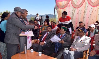 भूतपूर्व सैनिकों के हित में प्रदेश सरकार कार्यान्वित कर रही विभिन्न योजनाएं  - डॉ. शांडिल