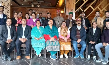 बंजार में खुली ऐंजल क्रेडिट कॉपरेटिव लिमिटेड की ब्रांच,  नगर पंचायत बंजार की अध्यक्षा उशा शर्मा ने किया ब्रांच का शुभारंभ