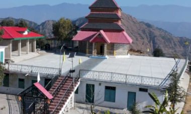 भगवान विष्णु को समर्पित है.  पिडियाधार का खलोग देवता मंदिर....