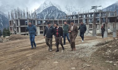 उपायुक्त ने यूथ हॉस्टल भवन कल्पा का किया निरीक्षण