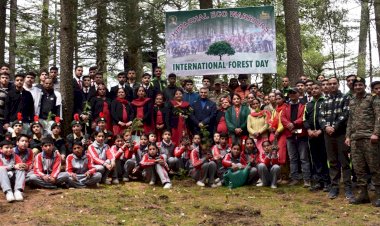 राज्य सरकार किसी भी सूरत में किसानों को उजड़ने नहीं देगी : मुख्यमंत्री