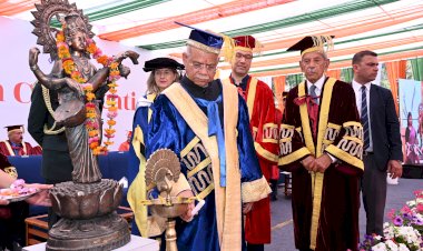 राज्यपाल ने शूलिनी विश्वविद्यालय के दीक्षांत समारोह की अध्यक्षता की