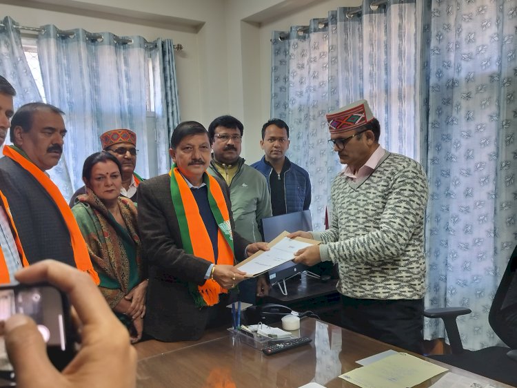पूर्व विधायक की अगुवाई में भाजपा ने खोला मोर्चा, कहा, सरकार ने सुजानपुर में की गई घोषणाओं को आज तक नहीं किया पूरा