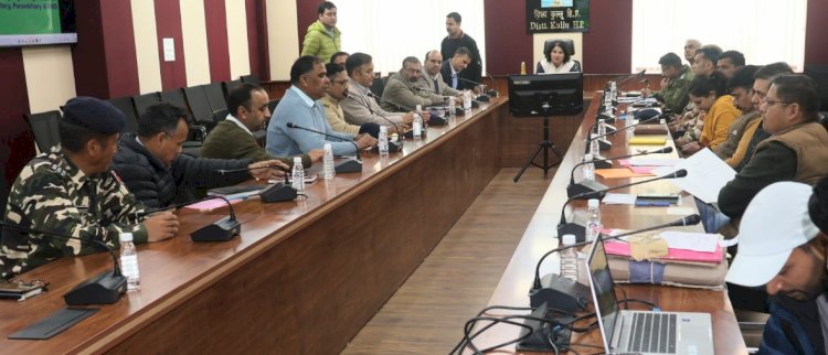 उपायुक्त ने सेना, अर्धसैनिक बल तथा सीमा सड़क संगठन से संबंधित विभिन्न मुद्दों को लेकर समन्वय कमेटी की प्रथम बैठक की अध्यक्षता की