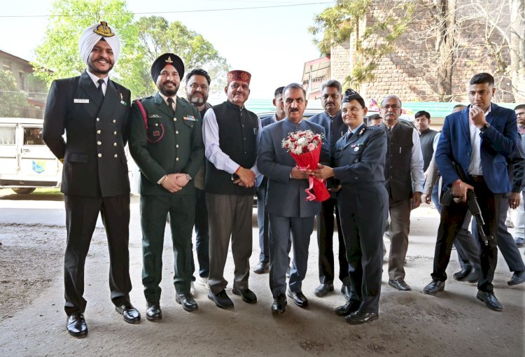 मुख्यमंत्री ने सुजानपुर सैनिक स्कूल में नए हॉस्टल के लिए 3 करोड़ रुपये देने की घोषणा की