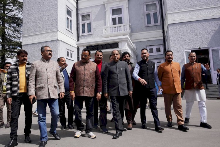 सरकार सूचना एकत्रित करने के नाम पर सदन को गुमराह कर रही है सरकार : जयराम ठाकुर