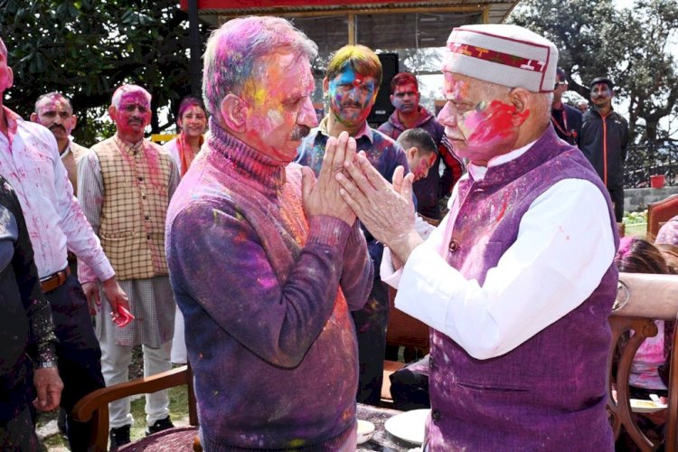 राजभवन में होली मिलन कार्यक्रम का आयोजन