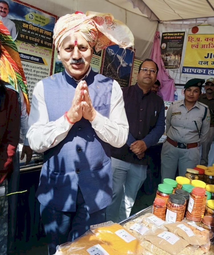 नलवाड़ी मेले में महकी सेपू-बड़ी की खुशबू, तकनीकी शिक्षा मंत्री राजेश धर्माणी ने की जाइका के उत्पादों की सराहना