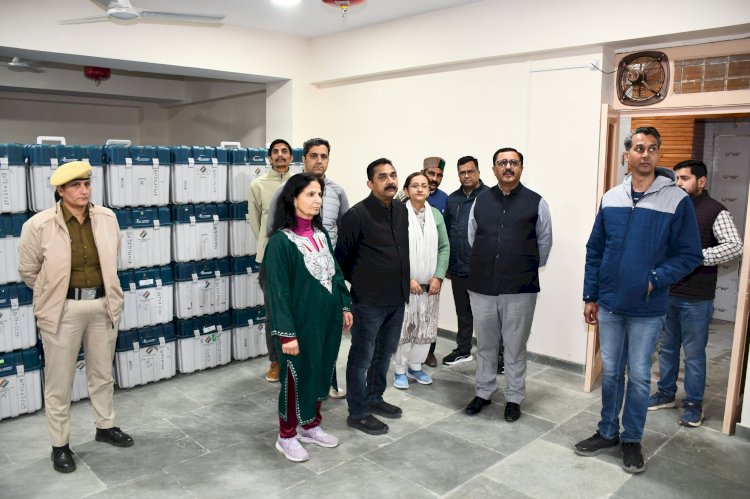 ई.वी.एम. तथा वी.वी.पैट का त्रैमासिक निरीक्षण