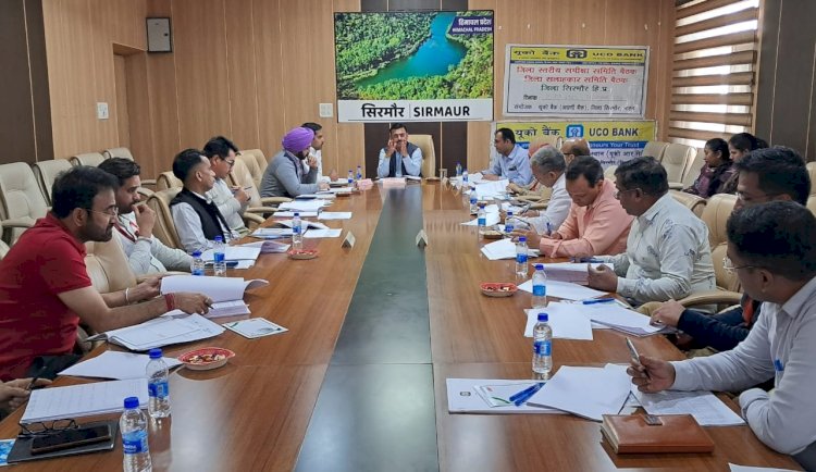 डिजिटल पेमेंट के प्रति लोगों को किया जाए जागरूक - एल.आर.वर्मा