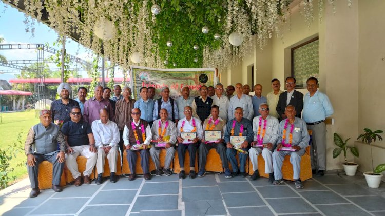 विश्व वानिकी  दिवस के अवसर पर फ्रेंड्स ऑफ फॉरेस्ट सिरमौर की  बैठक आयोजित