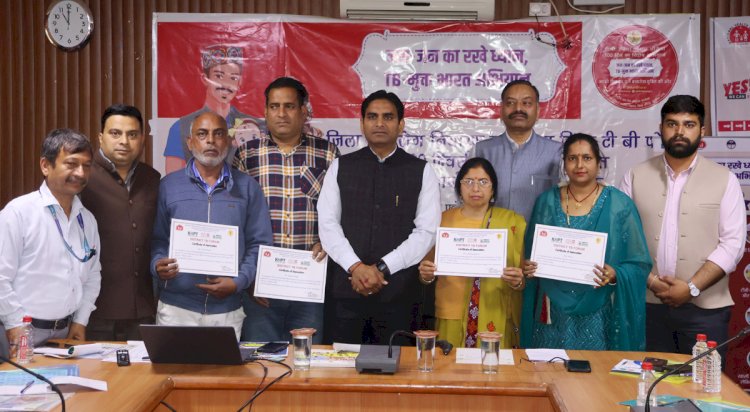 टीबी की जांच को ज्यादा से ज्यादा लोगों के टेस्ट करवाने पर करें फोक्स: डीसी