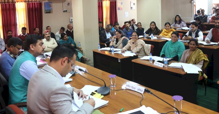 मंडी जिला के लिए अगले वित्त वर्ष के लिए 2155 करोड़ के मनरेगा शेल्फ स्वीकृत