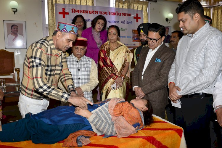 राज्यपाल ने निःशुल्क ‘एक्यूपंक्चर चिकित्सा’ शिविर का शुभारंभ किया