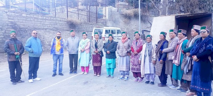 किन्नौर जिला की 20 ग्रामीण महिलाएं बागवानी अध्ययन भ्रमण के तहत हरियाणा राज्य के लिए रवाना