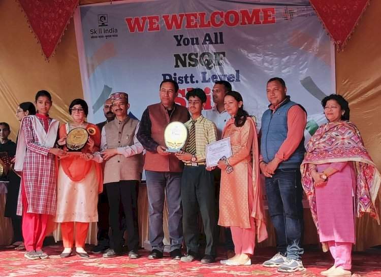 सैनवाला दो जमा स्कुल छात्र पीयूष व स्नेहा जिला स्तरीय प्रतियोगिता रहे अव्वल