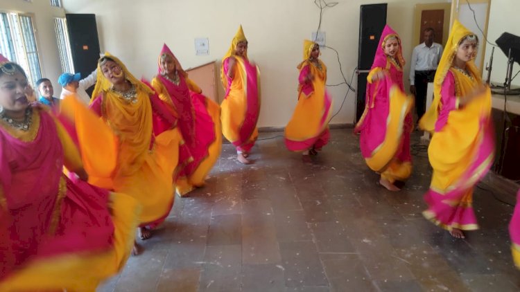 ग्रेडिंग के लिए पहले दिन 52 लोक कलाकारों ने दिया ऑडिशन
