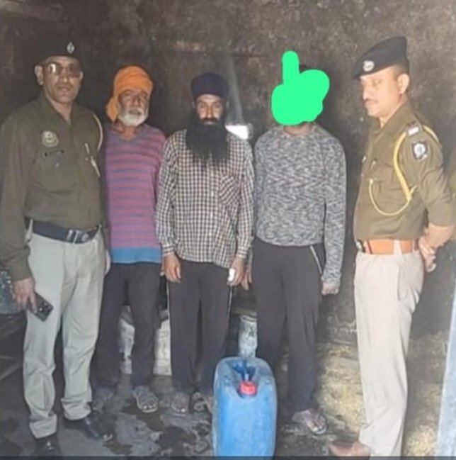 सूरजपुर में 24 लीटर अवैध शराब पकड़ी, आरोपी धरा पुलिस ने..