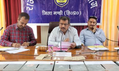 मंडी जिला में शराब के ठेकों के 3 अन्य यूनिटों की नीलामी प्रक्रिया पूरी