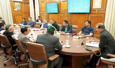 31 मार्च 2025 को, दो साल का अनुबंध पूरा कर चुके कर्मचारी नियमित होंगे, 402 नए ईवी चार्जिंग स्टेशन बनेगें.. राज्य केबिनेट ने दी हरी झंडी..