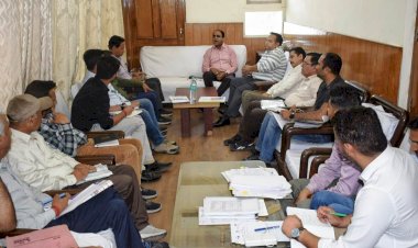 डॉ. अभिषेक जैन ने अधिकारियों को फोरलेन के कार्य में तेजी लाने के दिए निर्देश