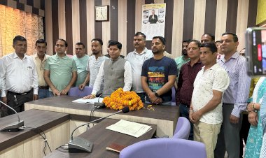 कर्मचारियों का  डी ए व बकाया एरियर दे सरकार :- राजीव राणा