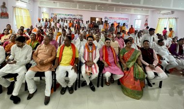 कांग्रेस ने धकेला बाबा साहेब को राजनैतिक हाशिए पर: अनुराग सिंह ठाकुर