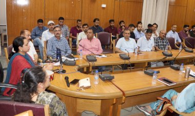 विश्व पशु चिकित्सा दिवस पर धर्मशाला में कार्यशाला आयोजित, एडीएम ने पशु चिकित्सकों की भूमिका को सराहा