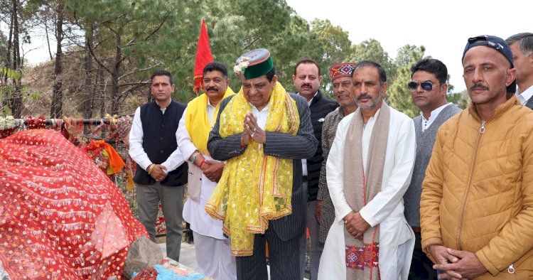 सम्पूर्ण मानव जाति के कल्याण के लिए निरन्तर प्रयासरत रहने का सन्देश देते हैं त्यौहार-डॉ. शांडिल