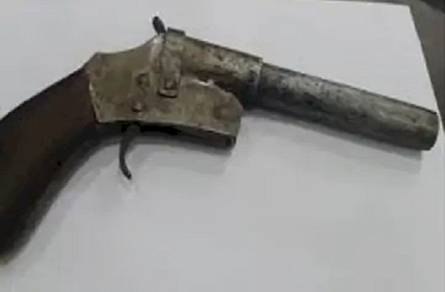 पांवटा पुलिस ने बरामद किया... देशी कट्टा,आर्म्स एक्ट में।एफआईआर दर्ज, जनिए कौन है आरोपी..