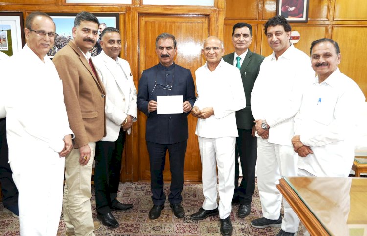 मुख्यमंत्री को दिव्य रथ यात्रा का निमंत्रण
