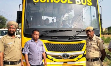 बद्दी पुलिस : सुरक्षा अभियान के तहत स्कूली बसों की जांच की..