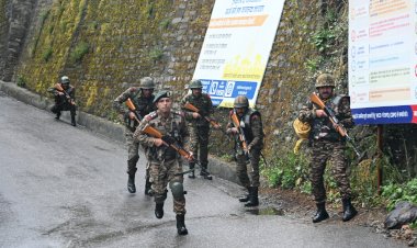 डीडीएमए कार्यालय में आगजनी की घटना में तीन घायल, ऑपरेशन अभ्यास के तहत उपायुक्त कार्यालय परिसर में मॉकड्रिल का आयोजन