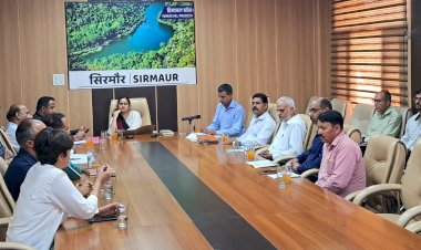 उपायुक्त की अध्यक्षता में हुई नशा मुक्त भारत अभियान की बैठक