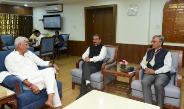 मुख्यमंत्री ने पर्यटन परियोजनाओं के लिए लंबित धनराशि के लिए जारी करने का आग्रह किया